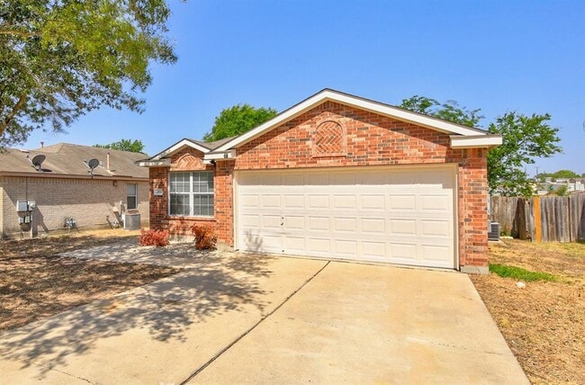 14904 Antique Finish Dr in Pflugerville, TX - Building Photo - Building Photo