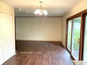 1005 Harvard Ln in Matteson, IL - Building Photo - Building Photo
