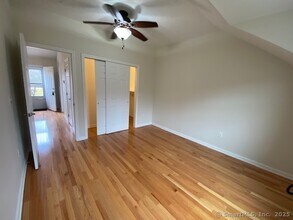 138 Twin Lakes Rd in North Branford, CT - Building Photo - Building Photo