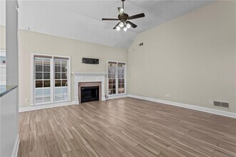 3030 Northcliff Dr in Suwanee, GA - Building Photo - Building Photo
