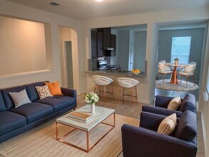 11723 Midnight Rain in San Antonio, TX - Building Photo - Building Photo