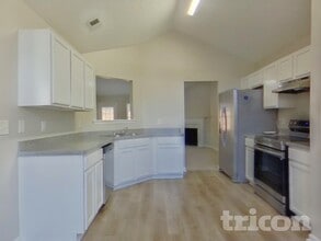 5545 Amber Cove Way in Flowery Branch, GA - Building Photo - Building Photo