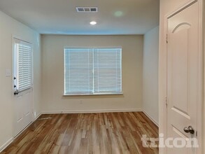 204 Micah Ln in Ferris, TX - Building Photo - Building Photo