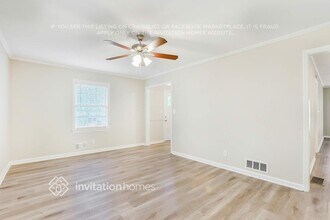 8837 Elma St in Douglasville, GA - Building Photo - Building Photo