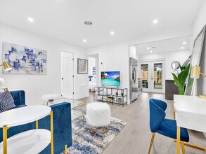 4601 NE 4th Ave in Fort Lauderdale, FL - Building Photo - Building Photo