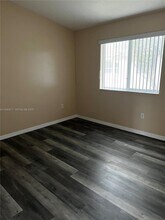 2911 SE 13th Ave in Homestead, FL - Foto de edificio - Building Photo