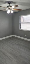 862 NE 209th St in North Miami Beach, FL - Building Photo - Building Photo