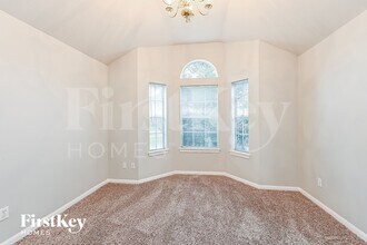 6739 Renata Cir in Houston, TX - Building Photo - Building Photo