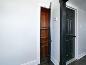 5004 W Armitage Ave in Chicago, IL - Building Photo - Building Photo