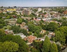 1225 S 6th St, Unit #14 in Louisville, KY - Foto de edificio - Building Photo