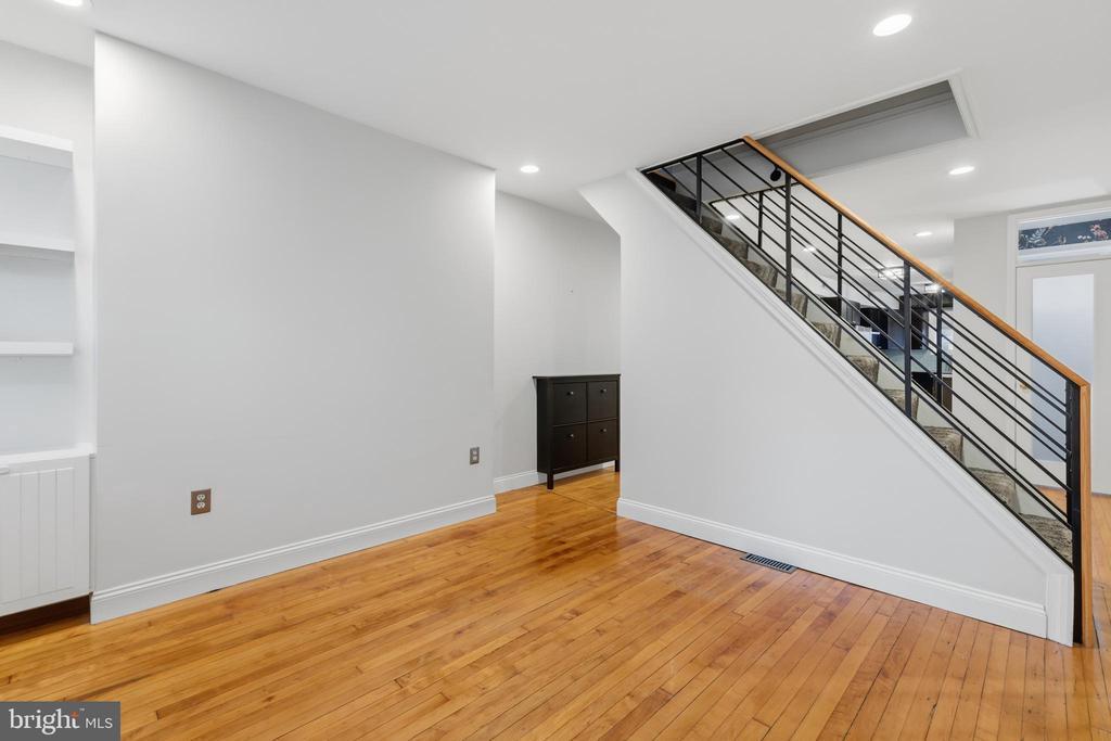 2217 Memphis St in Philadelphia, PA - Building Photo