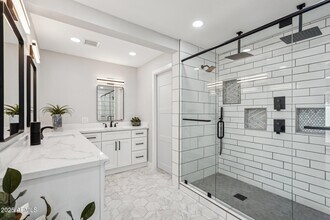 13216 N 48th Pl in Scottsdale, AZ - Building Photo - Building Photo