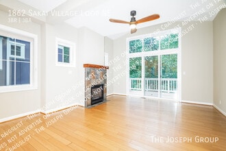 1862 Sakai Village Loop in Bainbridge Island, WA - Building Photo - Building Photo