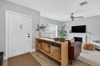 228 Wellesley Dr in Lake Worth Beach, FL - Building Photo - Building Photo