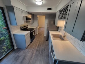 154 Chatterbird Dr in Eureka, MO - Building Photo - Building Photo