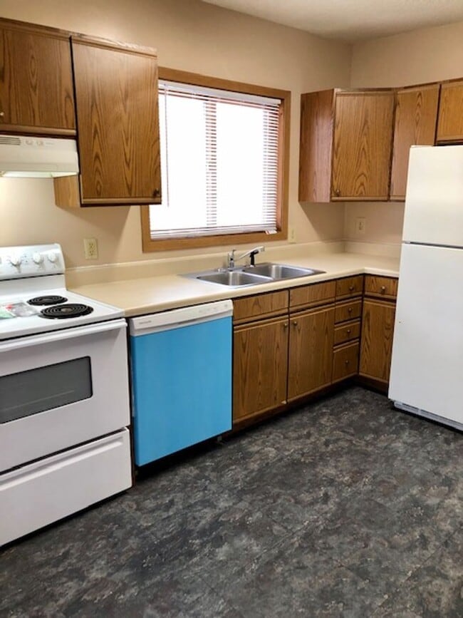 2523 Pine St in Brainerd, MN - Building Photo - Building Photo