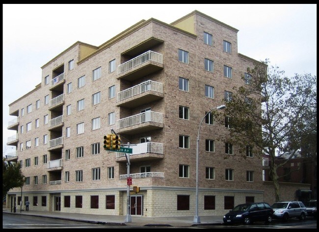 8686 Bay Pky in Brooklyn, NY - Building Photo - Building Photo