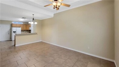 AUGUST 2026 Pre-Lease!! Spacious 5/4.5 dup in College Station, TX - Building Photo - Building Photo