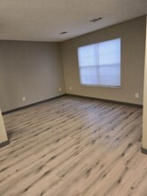 573 Irving Wick Dr E in Heath, OH - Building Photo - Building Photo