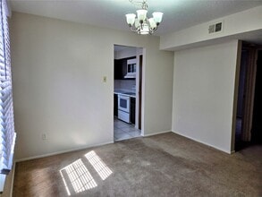 13415 Land O Woods Dr in St. Louis, MO - Building Photo - Building Photo