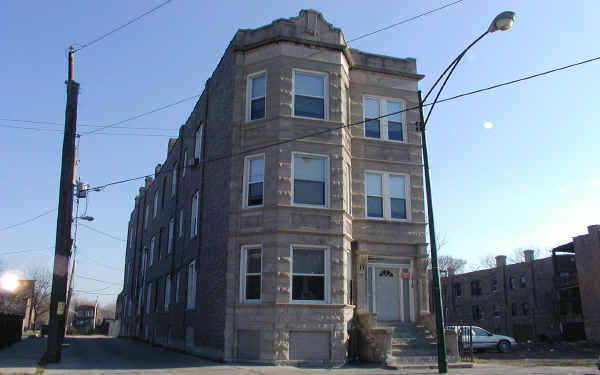 1215 S Homan Ave in Chicago, IL - Foto de edificio