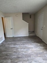 7083 Oakhill Cir in Austell, GA - Building Photo - Building Photo