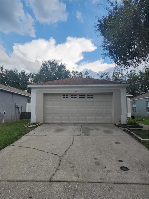 18111 Lembrecht Way in Tampa, FL - Building Photo - Building Photo