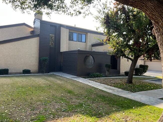 5500 Lennox Ave in Bakersfield, CA - Building Photo - Building Photo