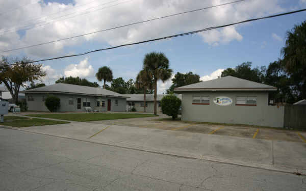 Delespine Courts in Titusville, FL - Building Photo - Building Photo