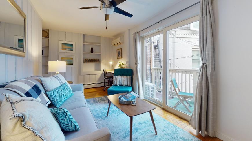 282 Washington St in Brookline, MA - Building Photo