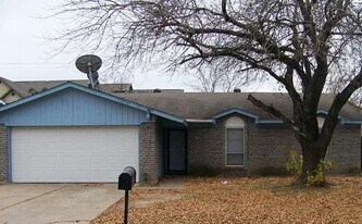 12108 Bishop Dr in Balch Springs, TX - Building Photo