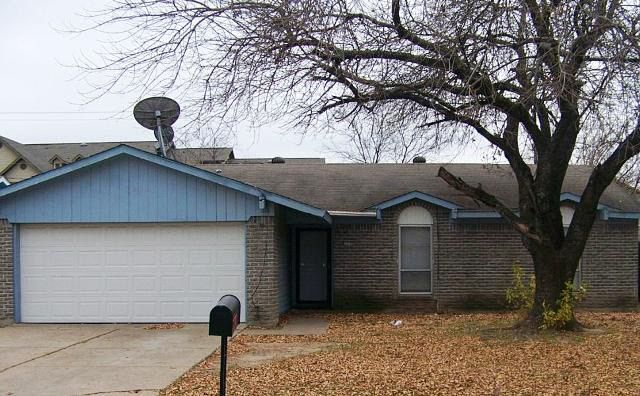 12108 Bishop Dr in Balch Springs, TX - Building Photo