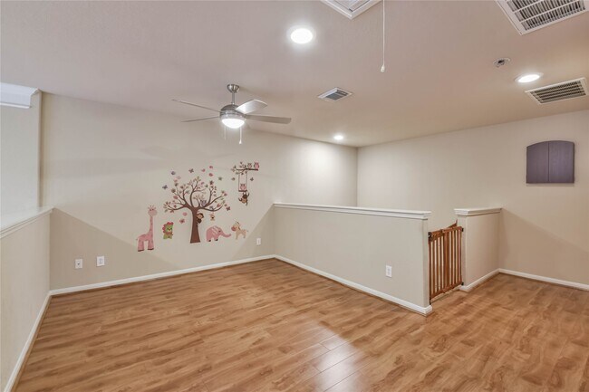 1135 Glenwood Canyon Ln