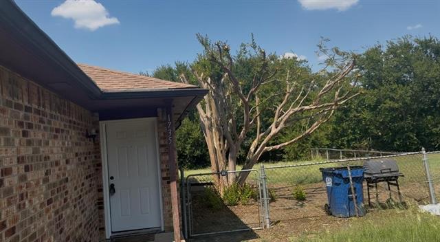 1735 Dynasty Cir in Red Oak, TX - Building Photo - Building Photo