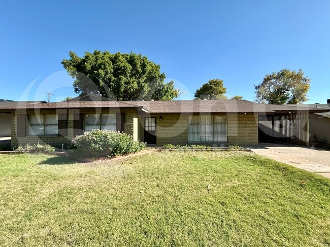 property at 1719 E McLellan Blvd