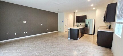 1301 Yellow Finch Dr in Davenport, FL - Building Photo - Building Photo