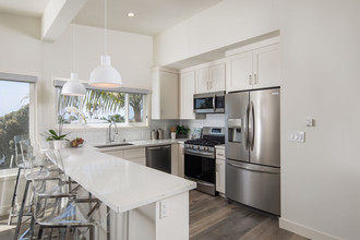 Pacific Apartment Homes in Redondo Beach, CA - Building Photo - Building Photo