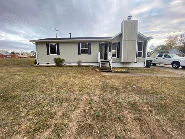 property at 547 Sunhill Rd NW