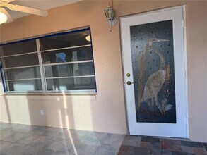 4700 Cove Cir in St. Petersburg, FL - Building Photo - Building Photo