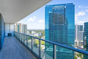 1300 Brickell Bay Dr