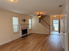 342 Cottonwood Creek Cir in Canton, GA - Building Photo - Building Photo