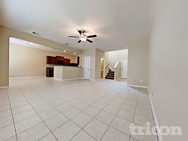 916 American Monarch Dr in La Marque, TX - Building Photo - Building Photo