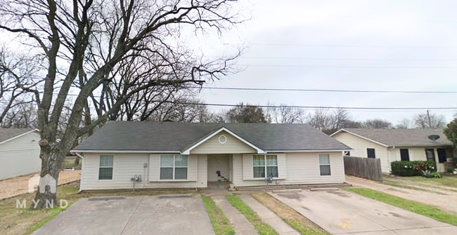 506 E University Ave