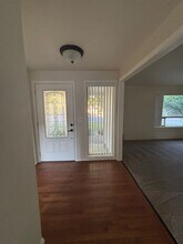 2906 Aldersgate Rd in Medford, OR - Building Photo - Building Photo