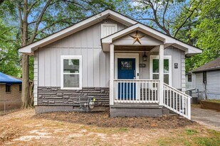 3378 La Vista Dr in Atlanta, GA - Building Photo