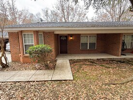 1500 Waverly Pkwy in Opelika, AL - Building Photo