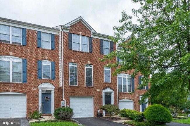property at 808 Mericrest Way