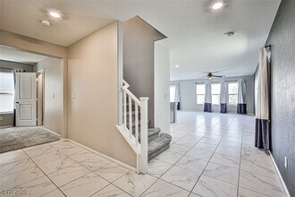 9605 Eamont River St in Las Vegas, NV - Foto de edificio - Building Photo