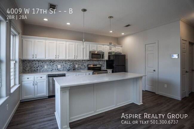 4009 W 17th St in Little Rock, AR - Building Photo - Building Photo