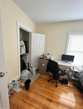 8 Pratt St, Unit 1 in Boston, MA - Foto de edificio - Building Photo